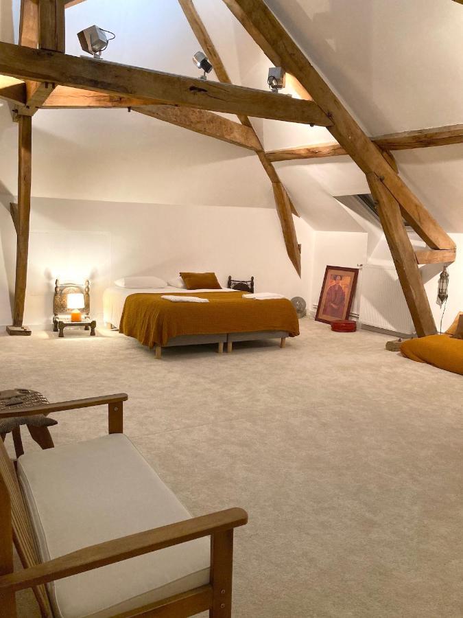 Maison D'Hotes La Doucelle Culture Et Bien-Etre Lignieres-Orgeres Exteriör bild