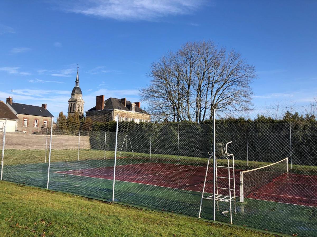 Maison D'Hotes La Doucelle Culture Et Bien-Etre Lignieres-Orgeres Exteriör bild